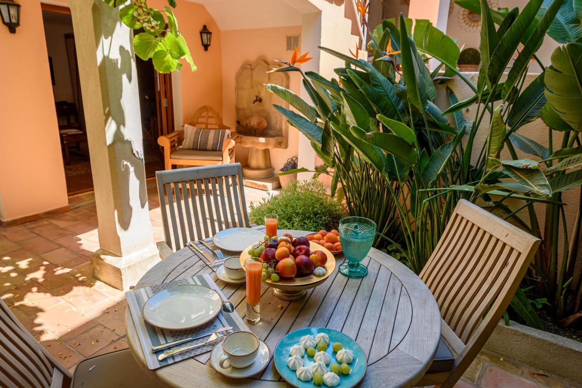 New Villa Magdelein Saint-Tropez Buitenkant foto